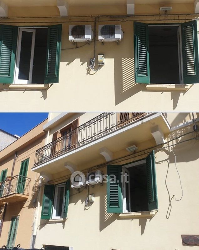 Appartamento in Vendita in Piazza zona Piazza Castello e del Tribunale 9 a Reggio Calabria