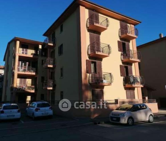 Appartamento in Vendita in Via Alessandro Manzoni a Arezzo
