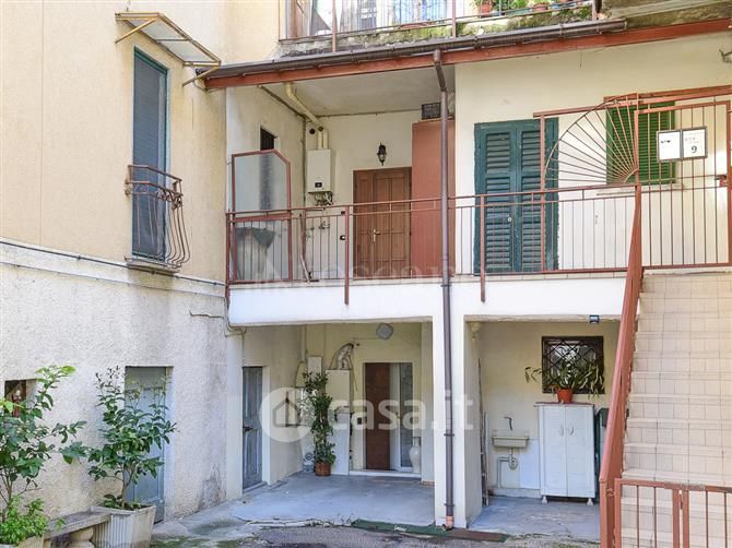 Appartamento in Vendita in Via Cardano a Como