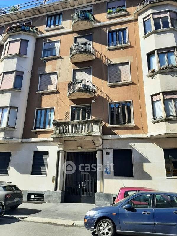 Appartamento in Vendita in Via Alfredo Catalani a Milano