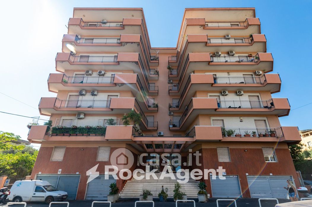 Appartamento in Vendita in Via del Bosco 59 -45 a Catania