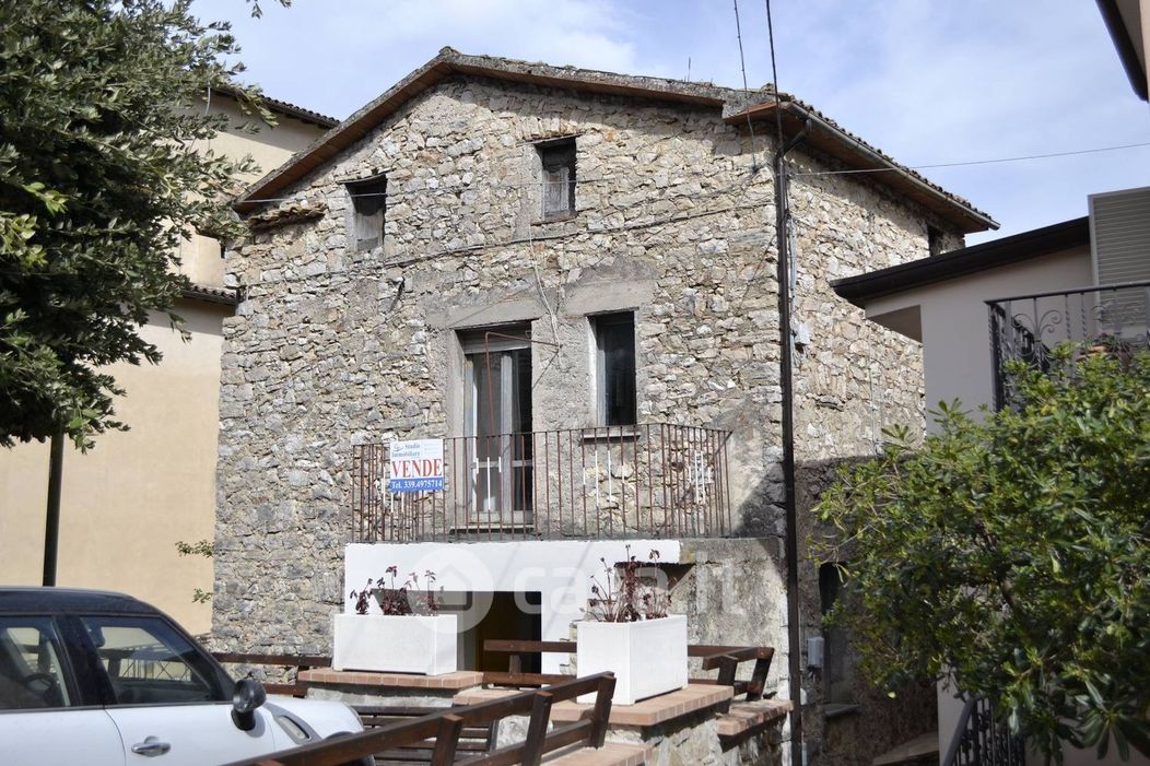 Casa indipendente in Affitto in Via Santa Maria a Pastena