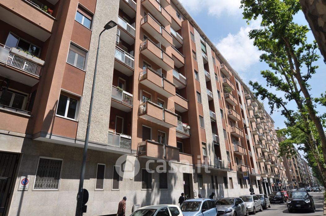 Appartamento in Vendita in Via Giambellino 48 a Milano