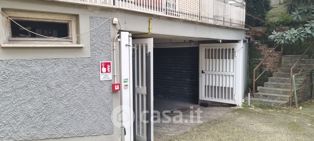Garage/Posto auto in Vendita in Via Alessandro Vessella a Roma