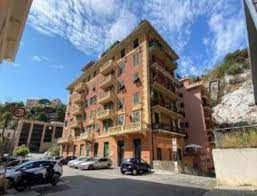 Appartamento in Vendita in Digione 8 a Genova
