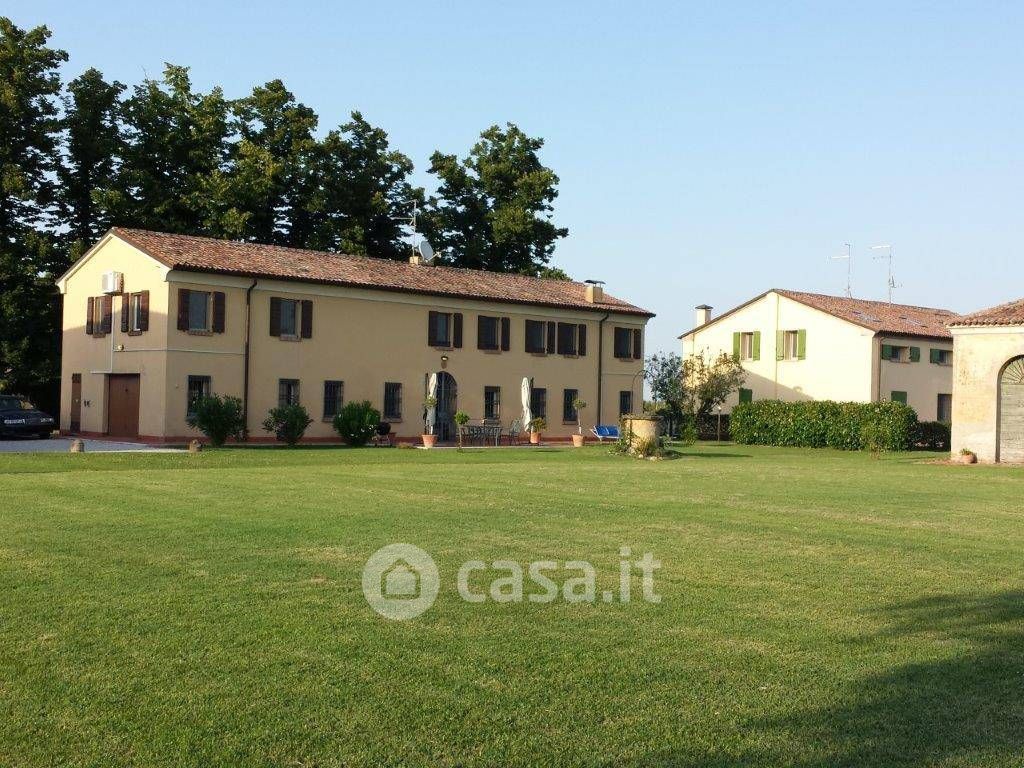 Casa indipendente in Vendita in Via Comacchio a Ferrara