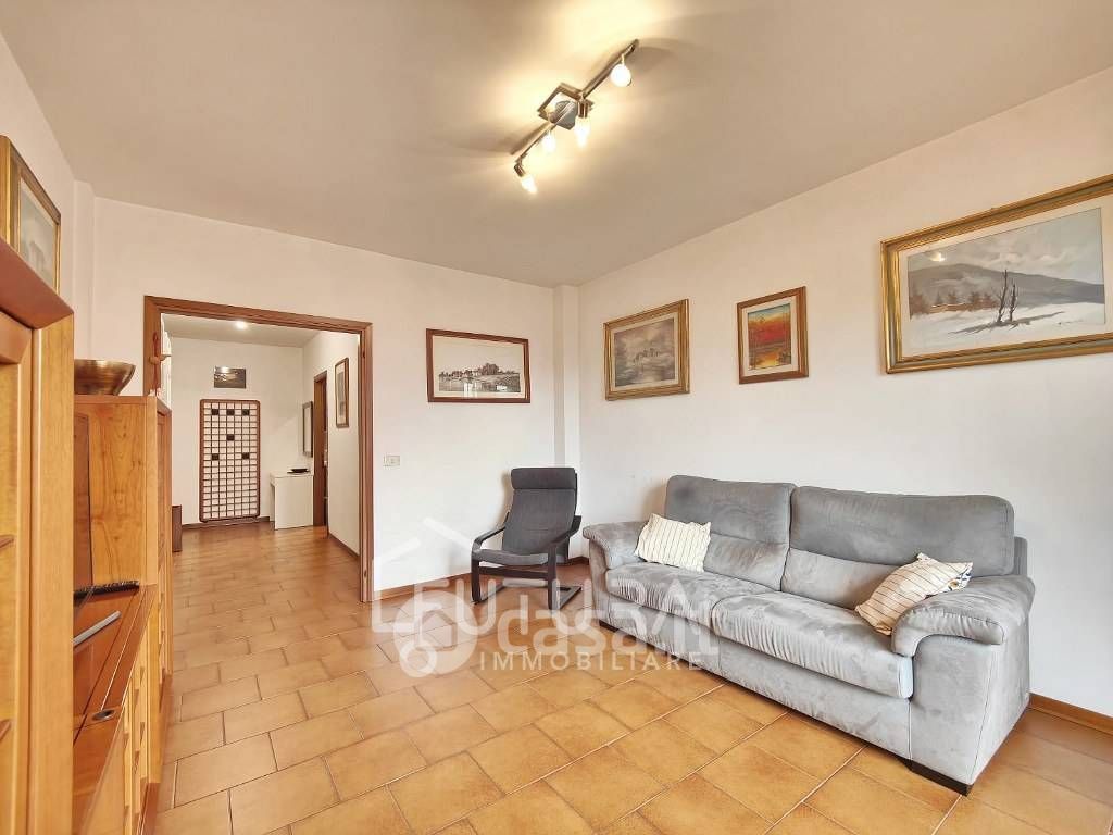 Appartamento in Vendita in Via Antonio Canova a Firenze