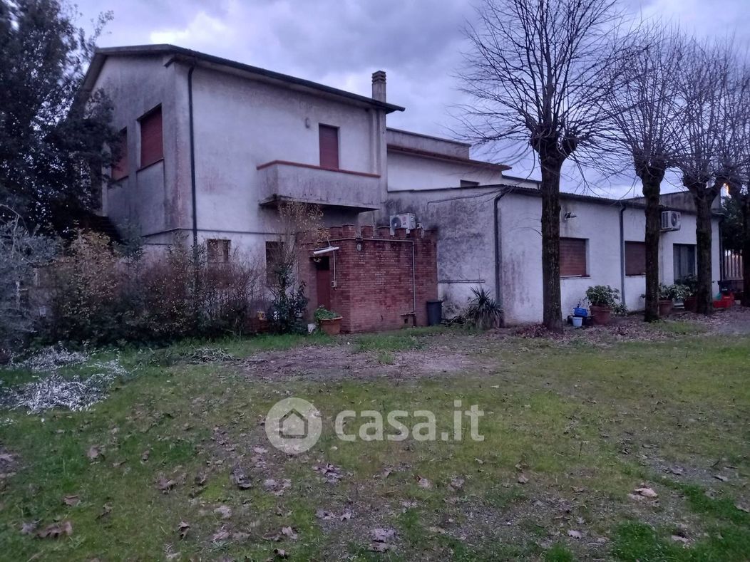 Casa indipendente in Vendita in Via Giovanni Giolitti 2 a Casciana Terme Lari