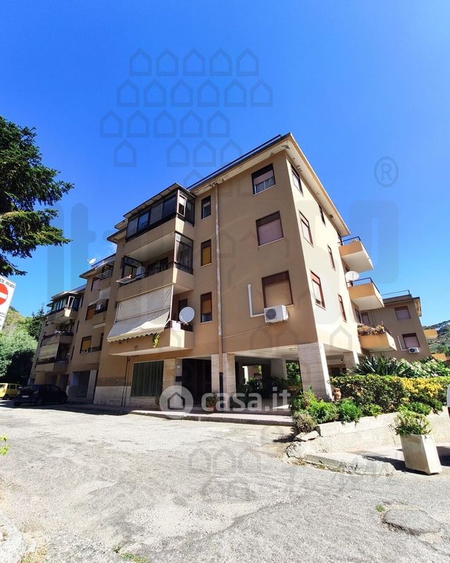 Appartamento in Vendita in Viale Annunziata 40 a Messina