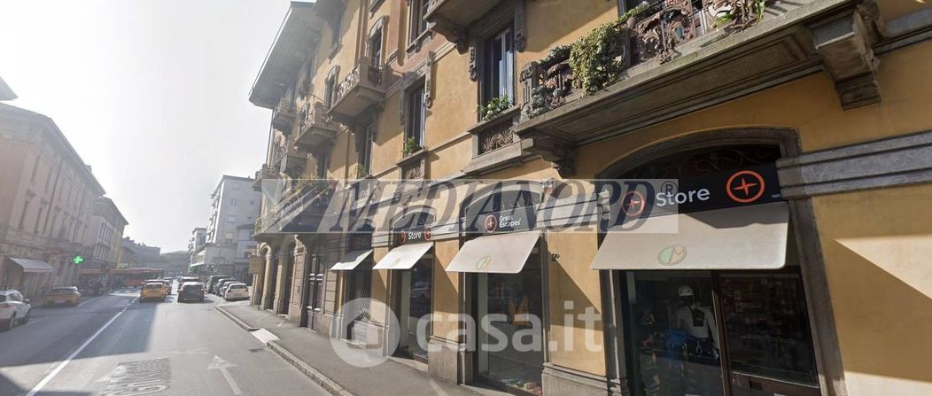 Negozio/Locale commerciale in Affitto in Via Vittore Ghislandi a Bergamo