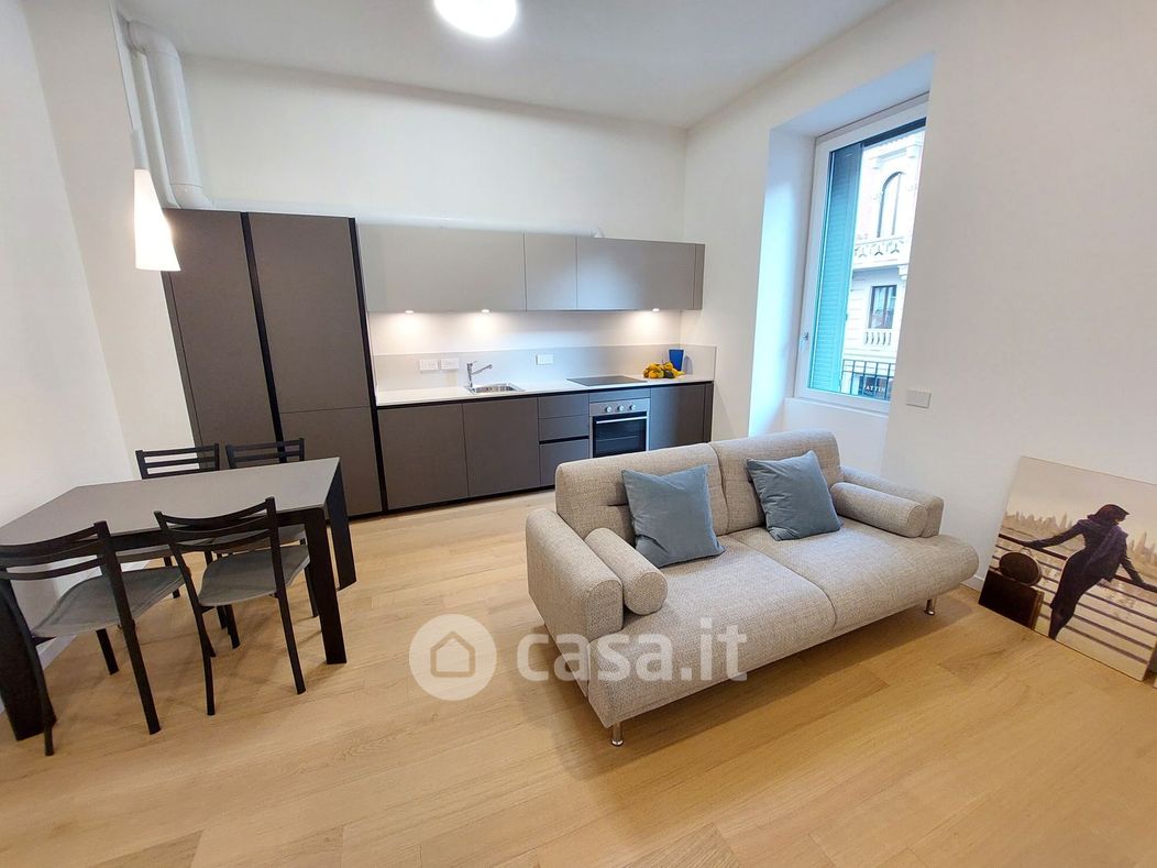 Appartamento in Affitto in Via Errico Petrella 4 a Milano