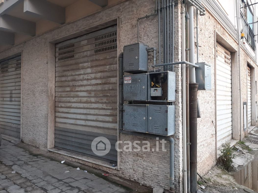 Negozio/Locale commerciale in Affitto in Via Cantaffio a Reggio Calabria