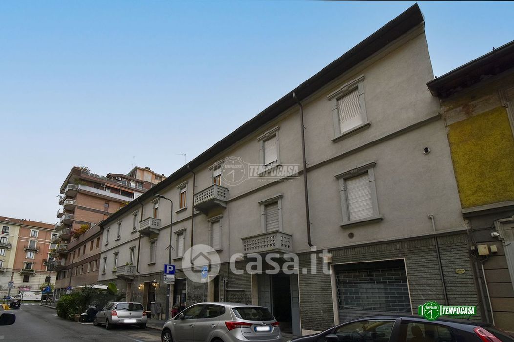 Appartamento in Vendita in Via Martiri Oscuri 3 a Milano