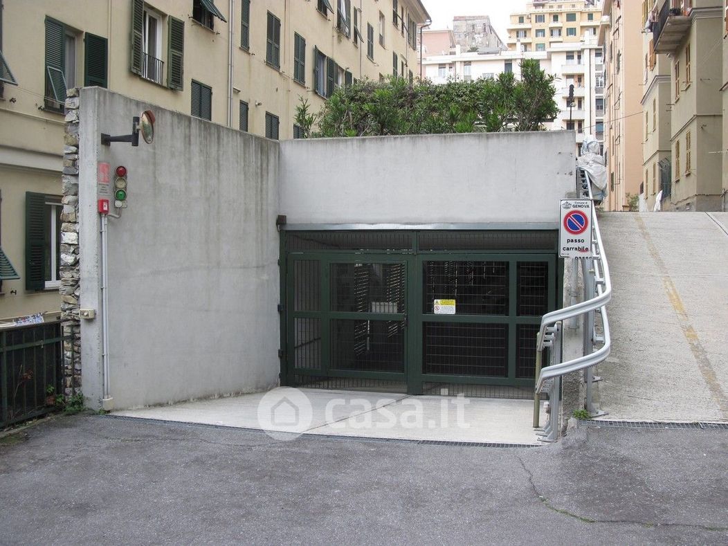 Garage/Posto auto in Vendita in Via Venezia a Genova