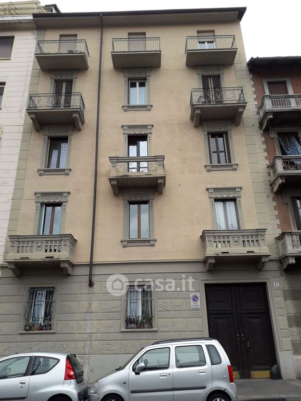 Appartamento in Vendita in Via Ceresole a Torino