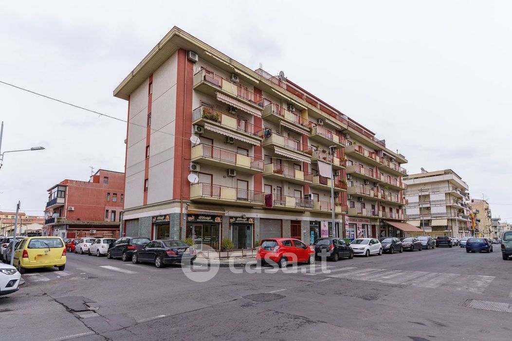 Appartamento in Vendita in Via Luigi Negrelli 66 a Catania