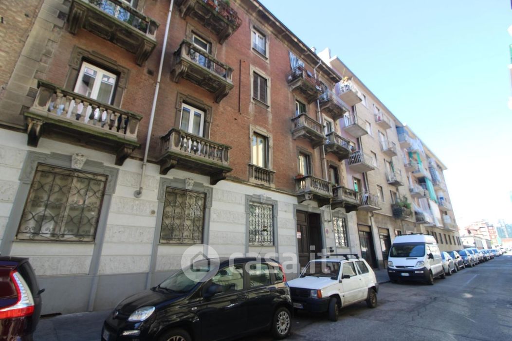 Appartamento in Vendita in Via Beinasco 5 a Torino