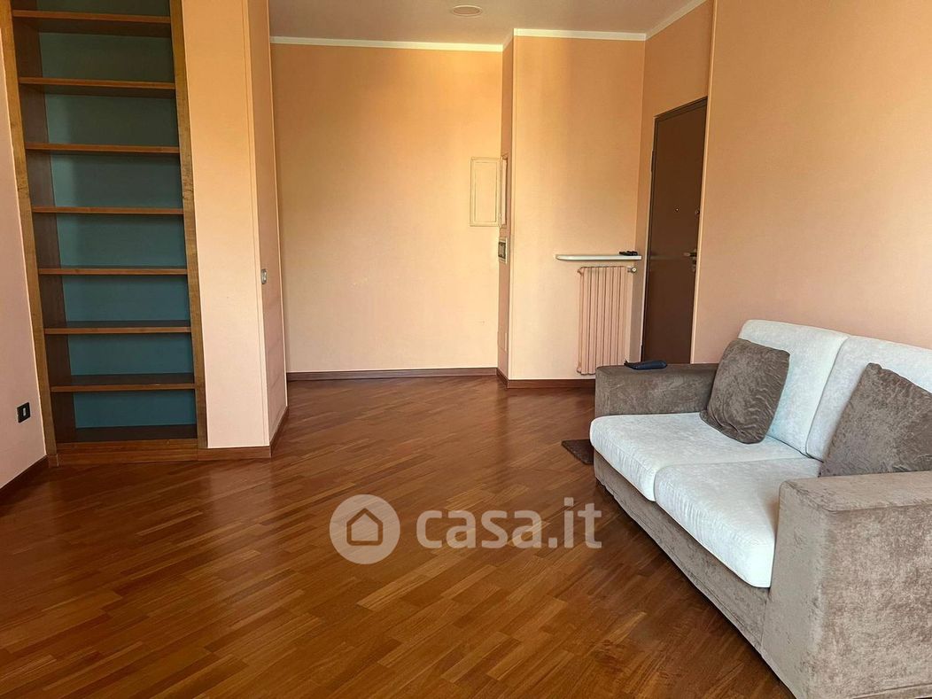 Appartamento in Vendita in Via Giovanni Pascoli a Brescia