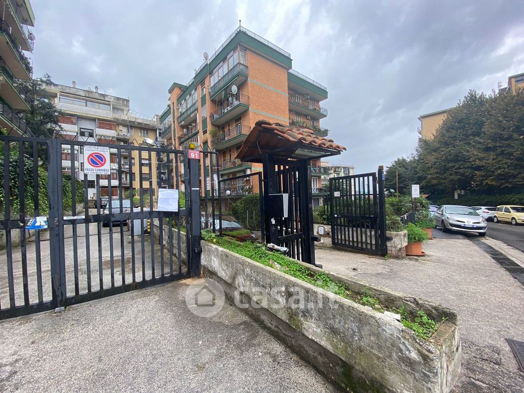 Appartamento in Vendita in Via San Domenico 91 a Napoli