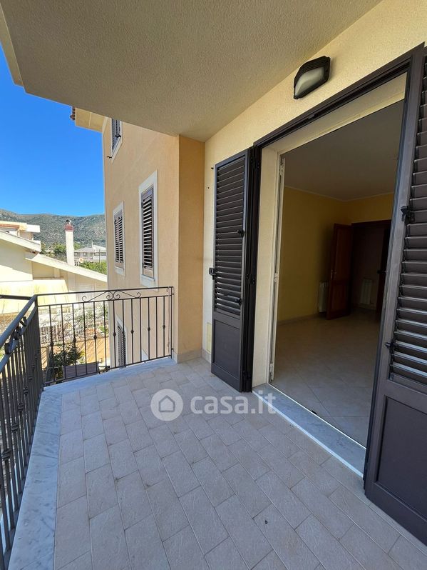 Appartamento in Affitto in Via Santa Marina a Bagheria