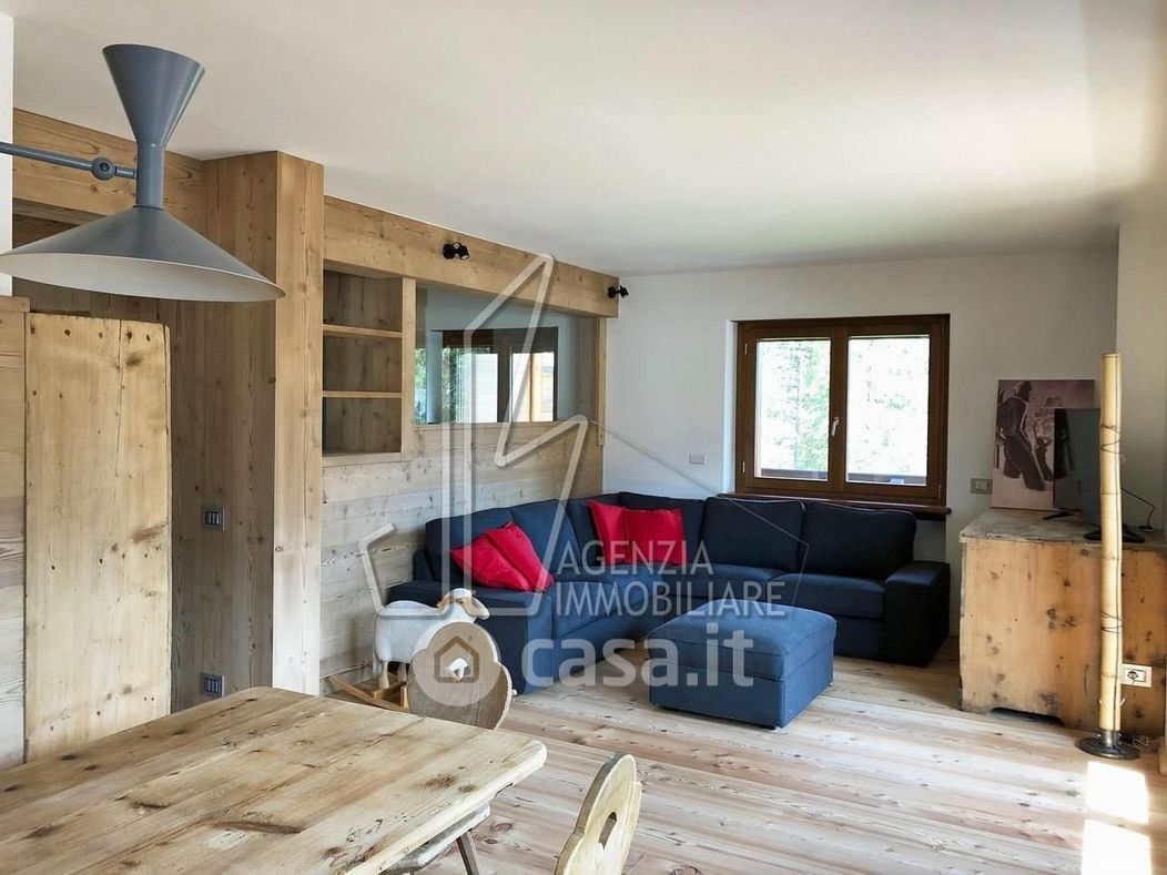 Appartamento in Affitto in Località Acquabona di Sopra 35 a Cortina d'Ampezzo