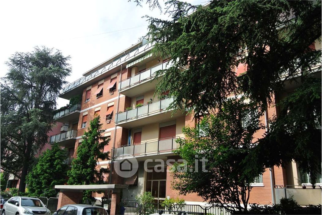 Appartamento in Vendita in Via Duccio Galimberti 1 a Parma