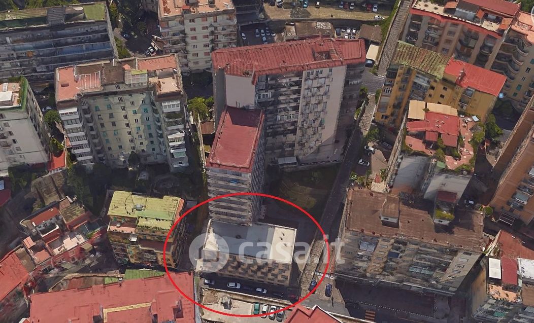Appartamento in Vendita in Via San Gennaro Ad Antignano 13 a Napoli