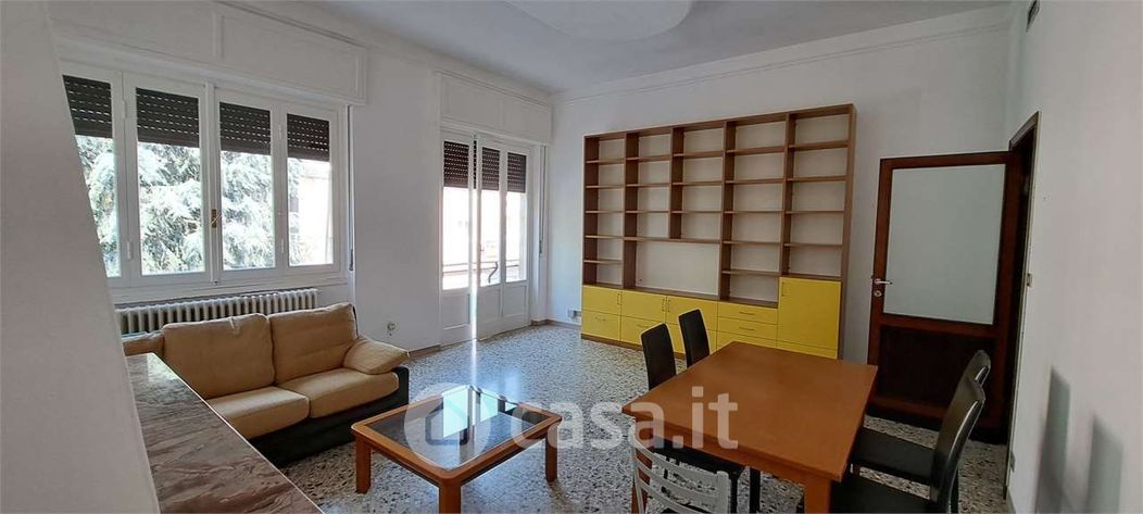 Appartamento in Affitto in Via Istria 3 a Cesano Maderno