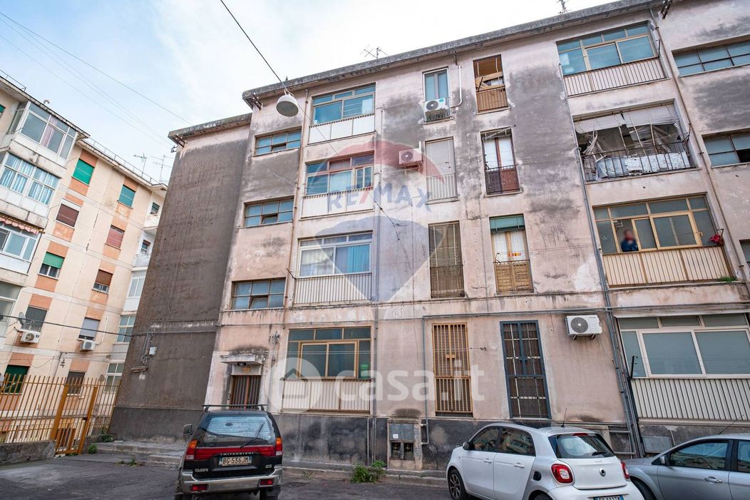 Appartamento in Vendita in Via Curia 101 a Catania