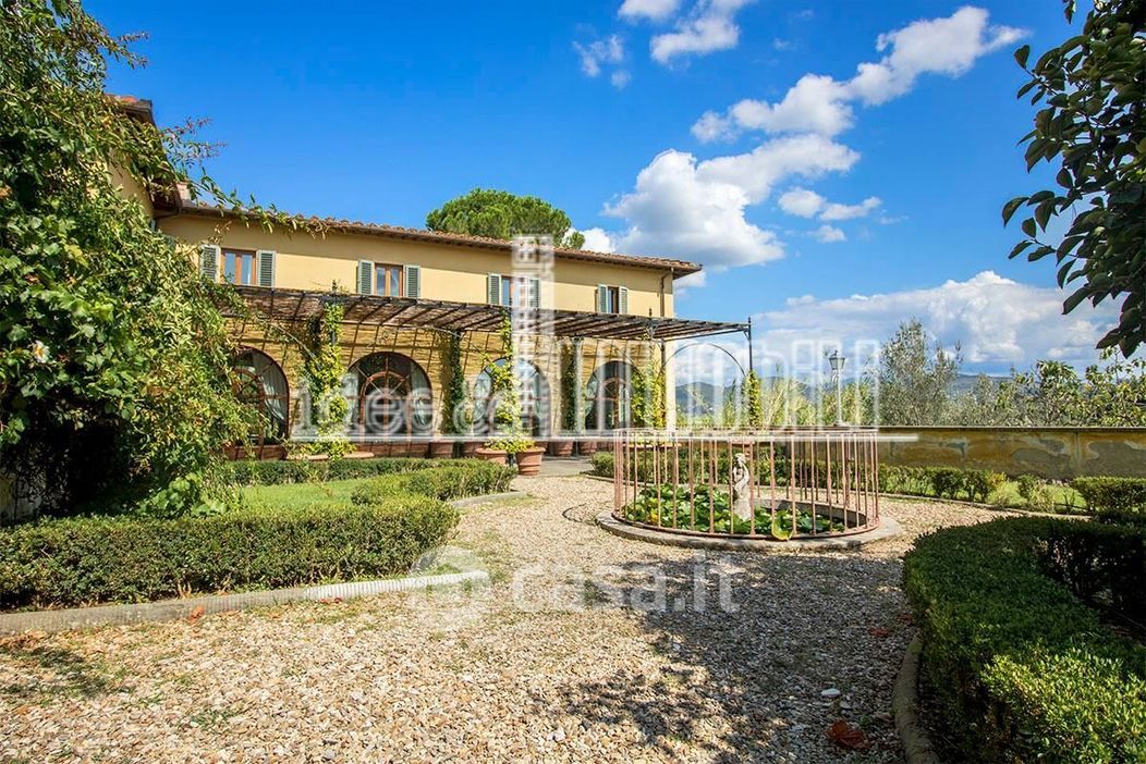 Villa in Vendita in Via del Paradiso a Firenze