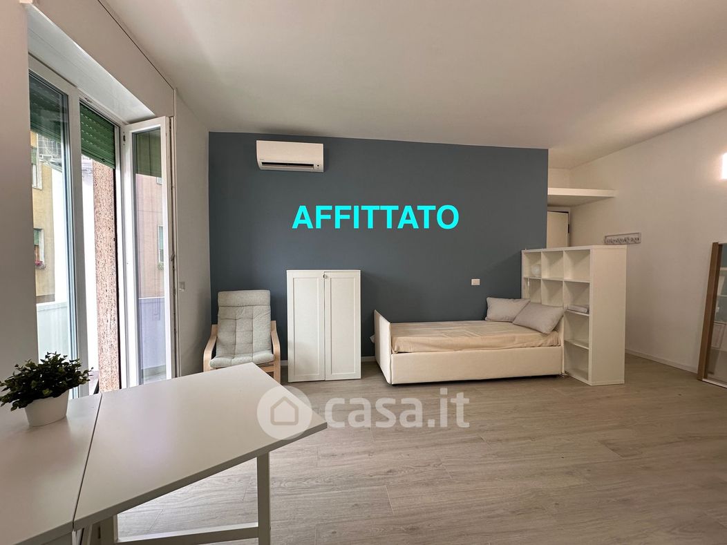 Appartamento in Affitto in Via Francesco de Sanctis 28 a Milano