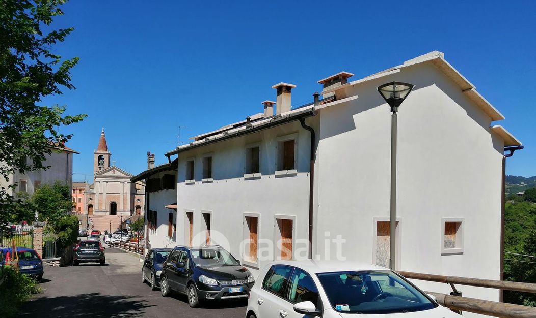 Appartamento in Vendita in Via San Marco a Roverè Veronese