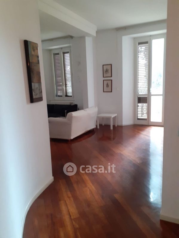 Appartamento in Vendita in Via Curtatone e Montanara a Livorno