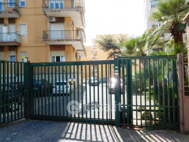 Appartamento in Vendita in Via Alessandro Manzoni a Napoli