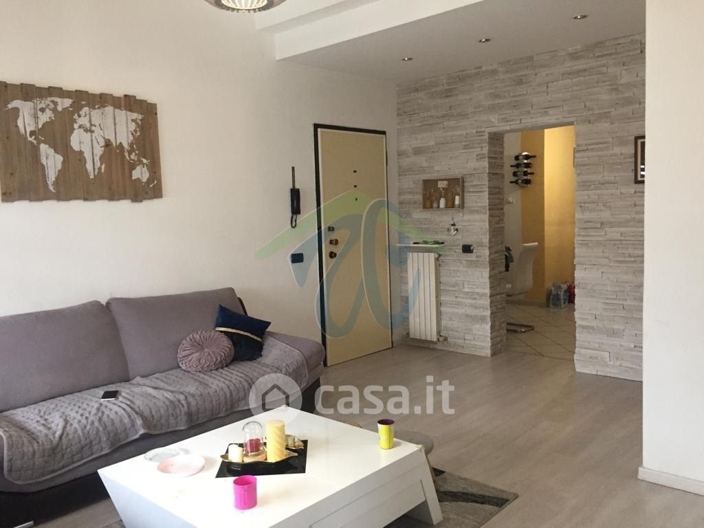 Appartamento in Vendita in Via Amos Guarnaschelli a Piacenza