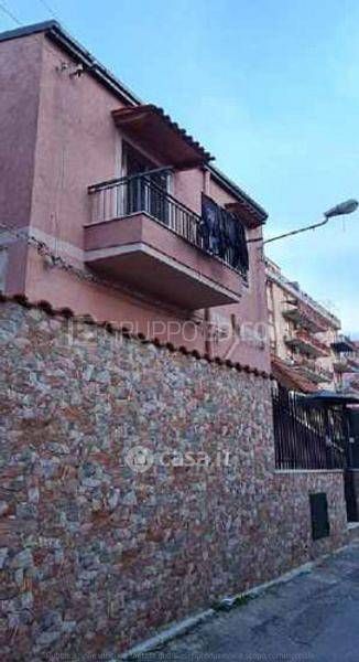 Appartamento in Vendita in Via Maione da Bari a Palermo