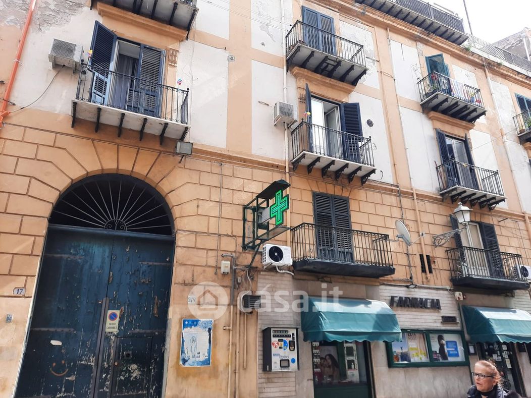 Appartamento in Vendita in Via Maqueda 17 a Palermo