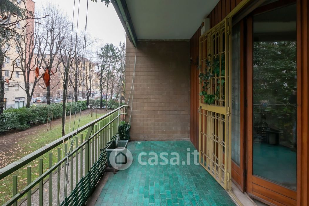 Appartamento in Vendita in Via Simone D'Orsenigo a Milano