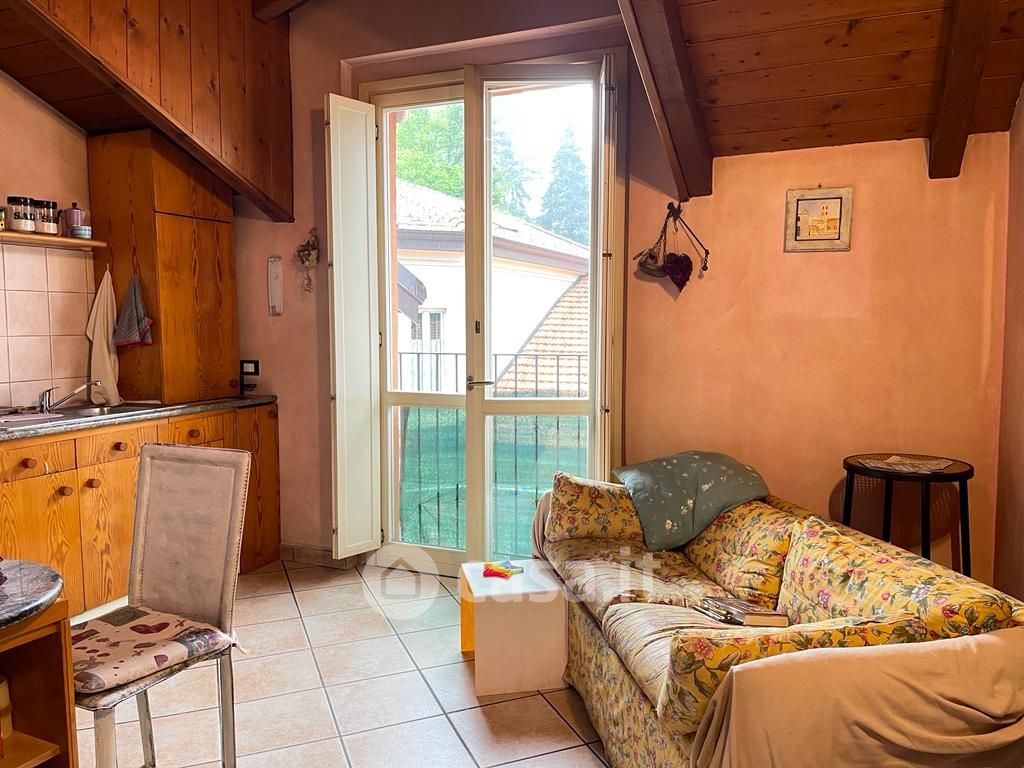 Appartamento in Vendita in Isonzo 5 a Varese