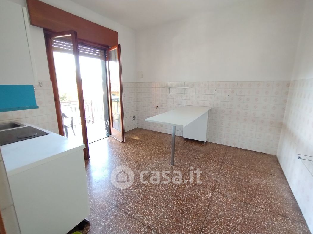 Appartamento in Affitto in Via Sant'Olcese 35 a Sant'Olcese