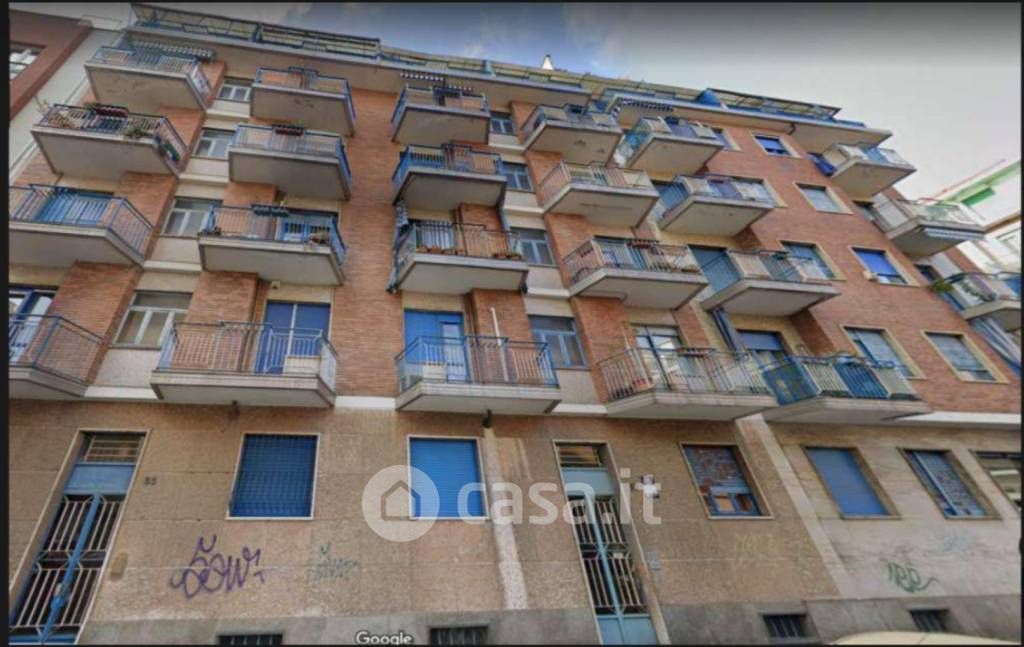 Appartamento in Vendita in Via Gianfrancesco Re 57 a Torino