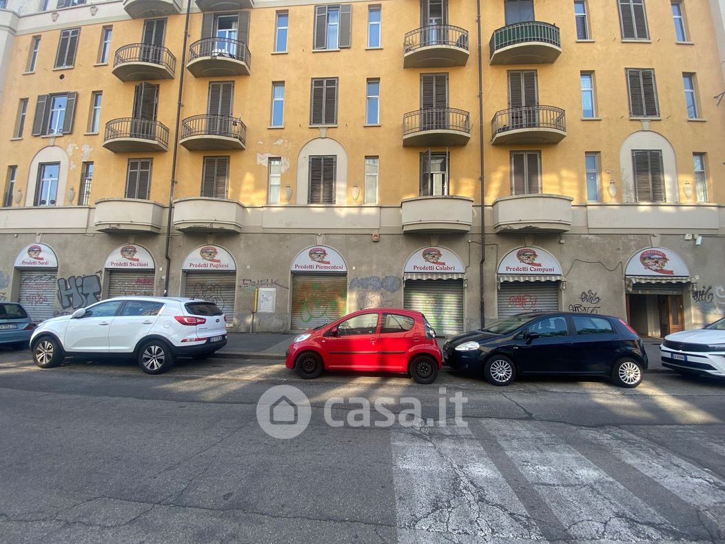 Negozio/Locale commerciale in Affitto in Via Tunisi 117 a Torino