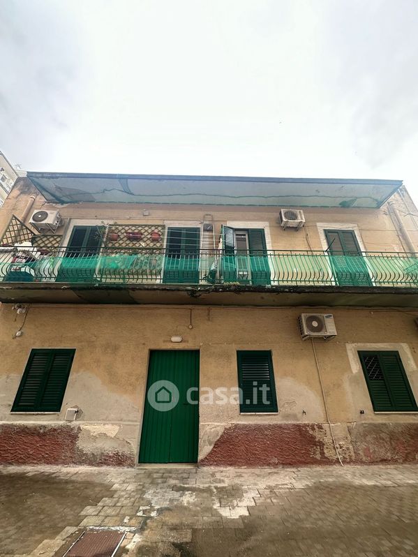 Appartamento in Vendita in Via Lombardia 61 a Taranto