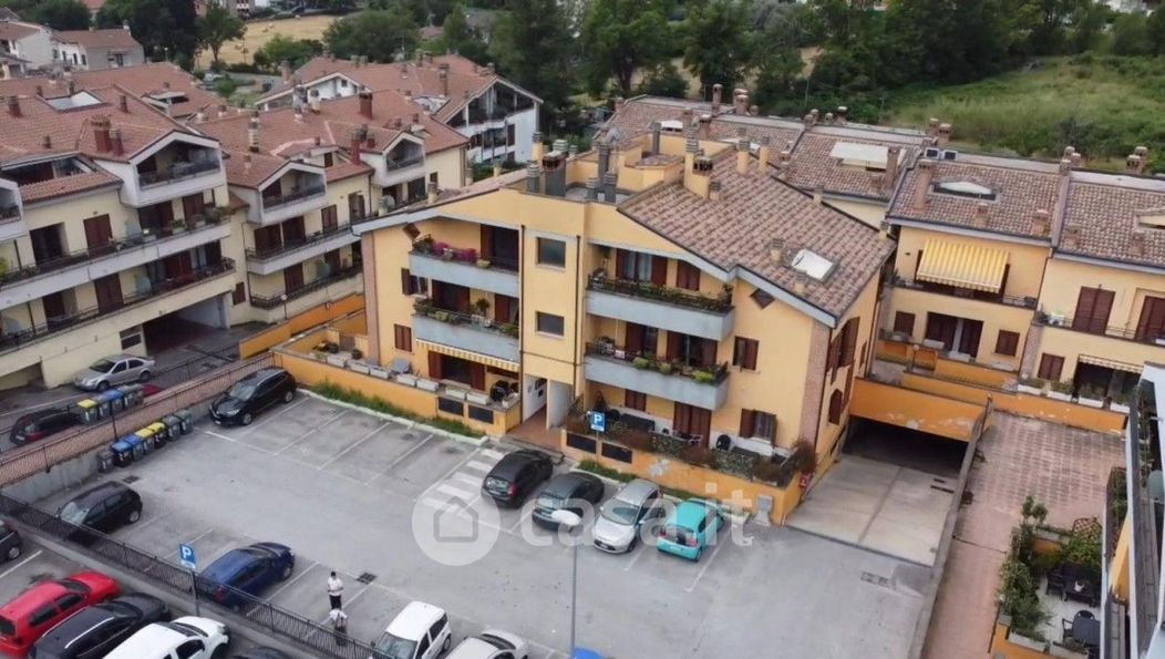 Appartamento in Vendita in Via Valiano a Terni