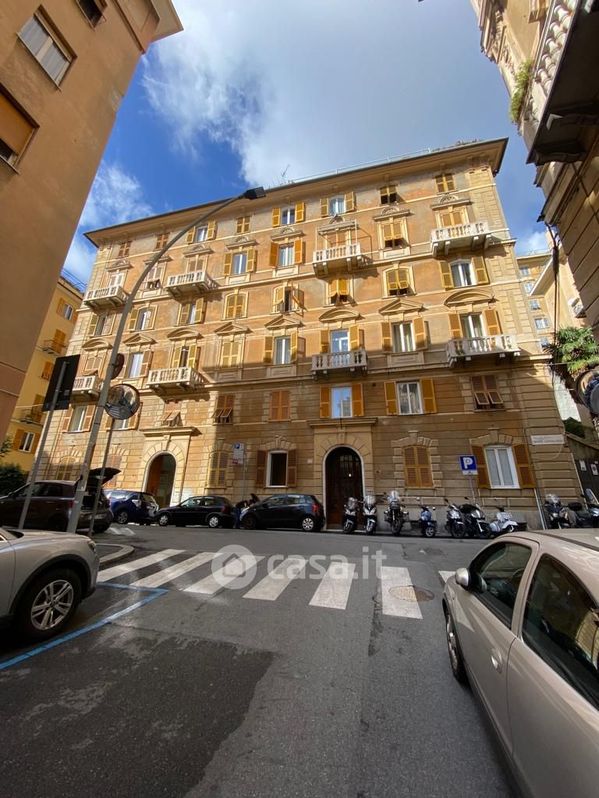 Appartamento in Vendita in Via Oberto Cancelliere 19 a Genova