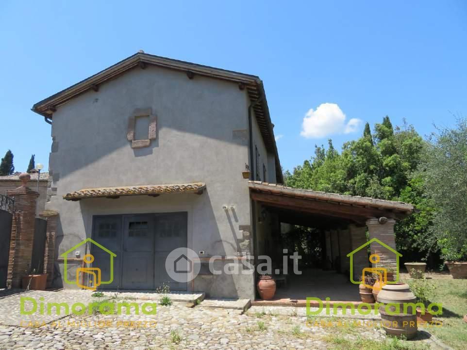 Appartamento in Vendita in Località Vaiano 30 a Castiglione in Teverina
