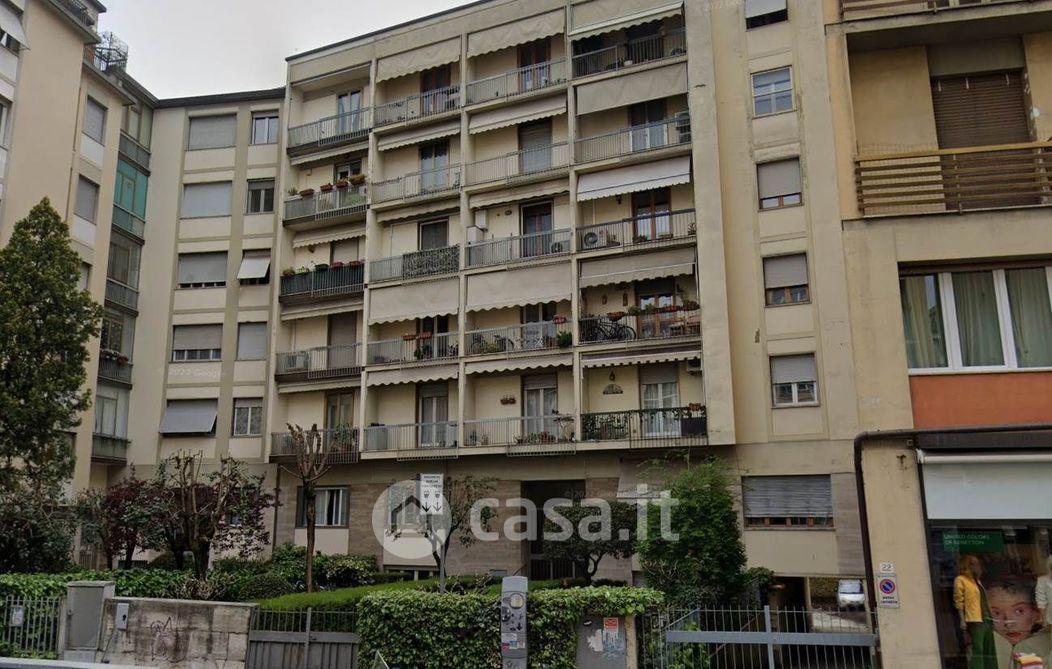 Appartamento in Vendita in Via Francesco de Sanctis 24 a Firenze