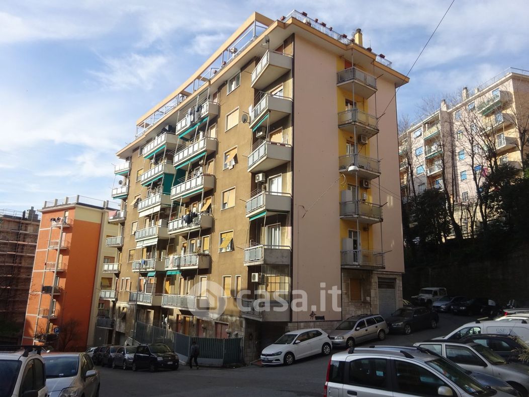 Appartamento in Vendita in Via Carlo Bonanni 6 a Genova