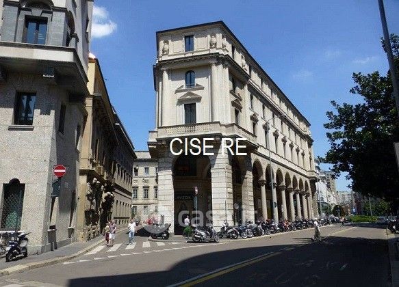Ufficio in Affitto in Via degli Omenoni a Milano