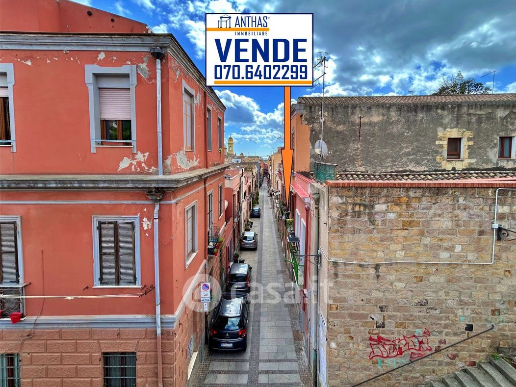Appartamento in Vendita in Via Santa Restituta 120 a Cagliari